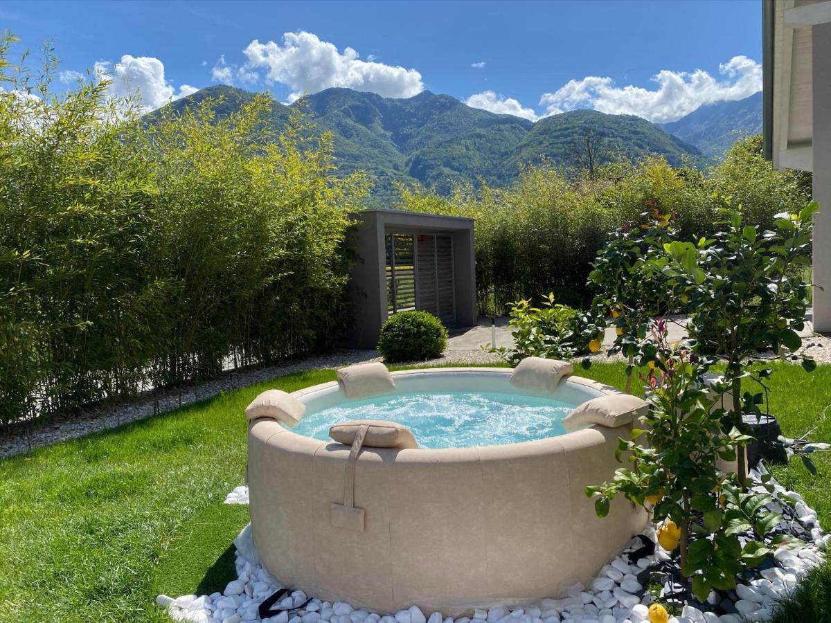 Art B&B Design Costa Volpino Exteriér fotografie