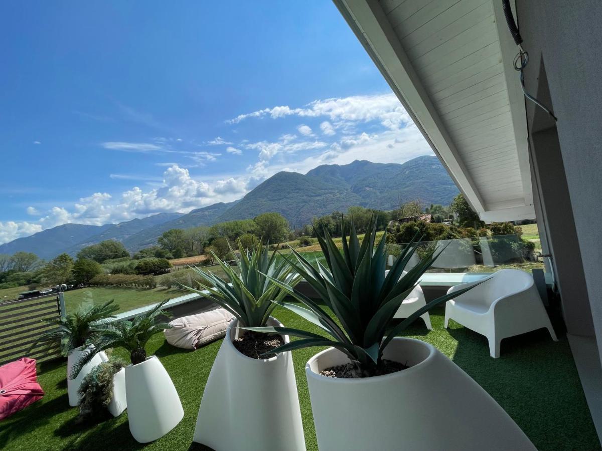 Art B&B Design Costa Volpino Exteriér fotografie