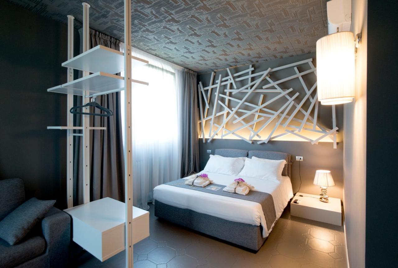 Art B&B Design Costa Volpino Exteriér fotografie