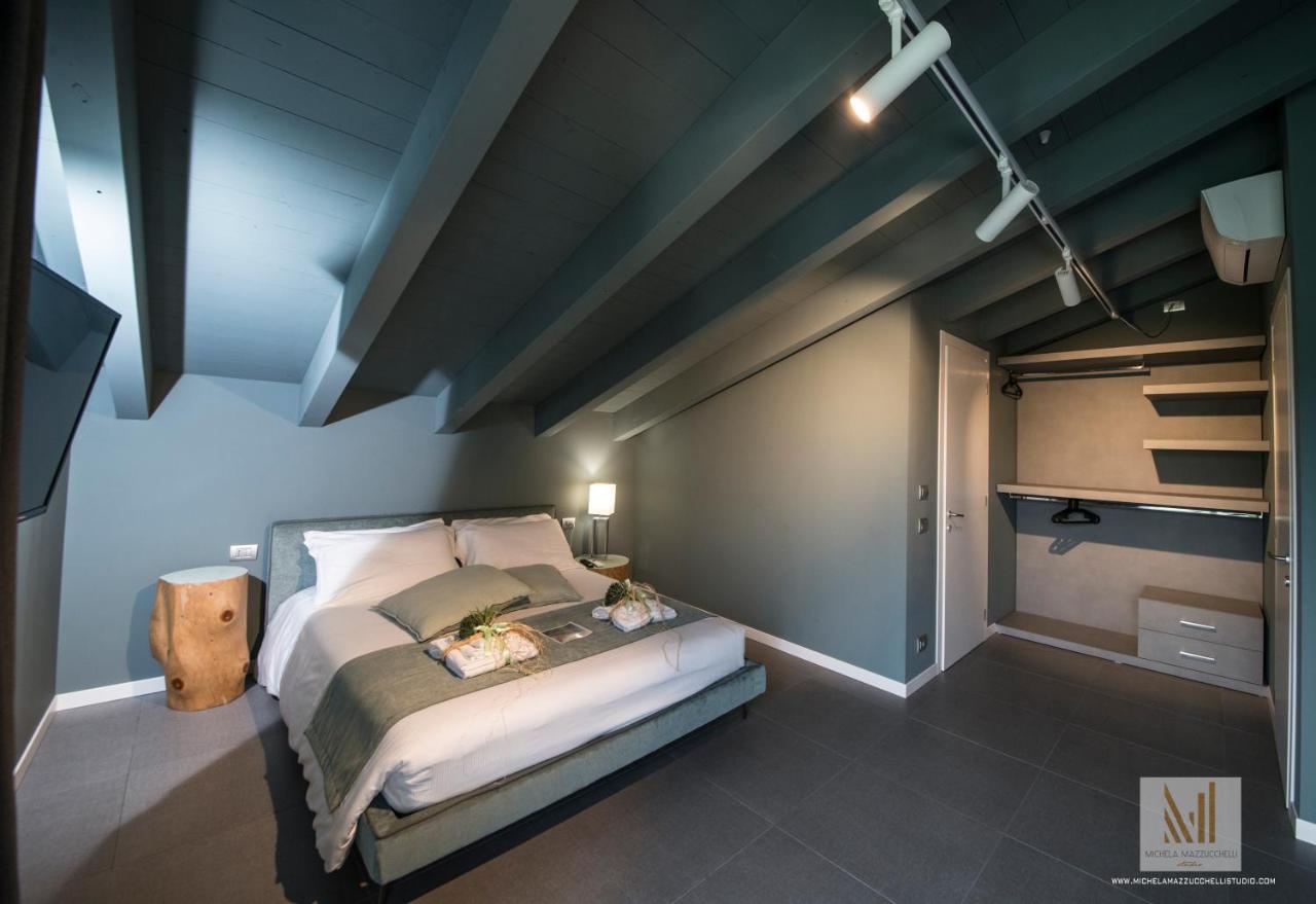 Art B&B Design Costa Volpino Exteriér fotografie