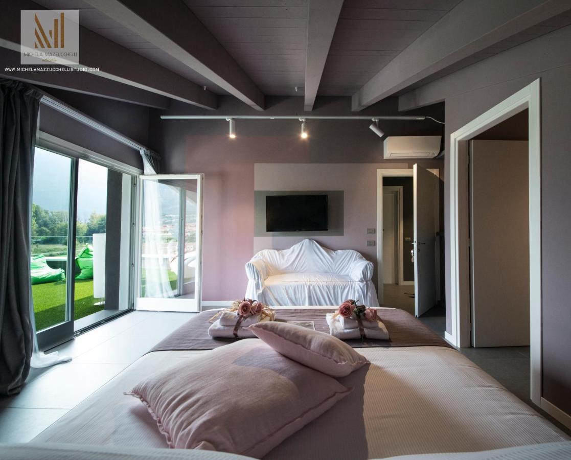 Art B&B Design Costa Volpino Exteriér fotografie